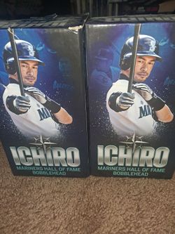 2 signed ichiro hall of fame bobble heads