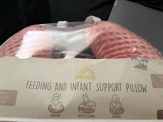 Wonderluxe Feeding and Infant Support Pillow