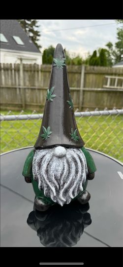The green gnome statue