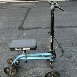KneeRover Knee Scooter Steerable Knee Walker