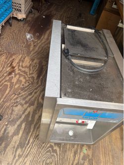 Taylor Commercial Soft Serve Ice Cream Machine – Like New – $2,000 OBO