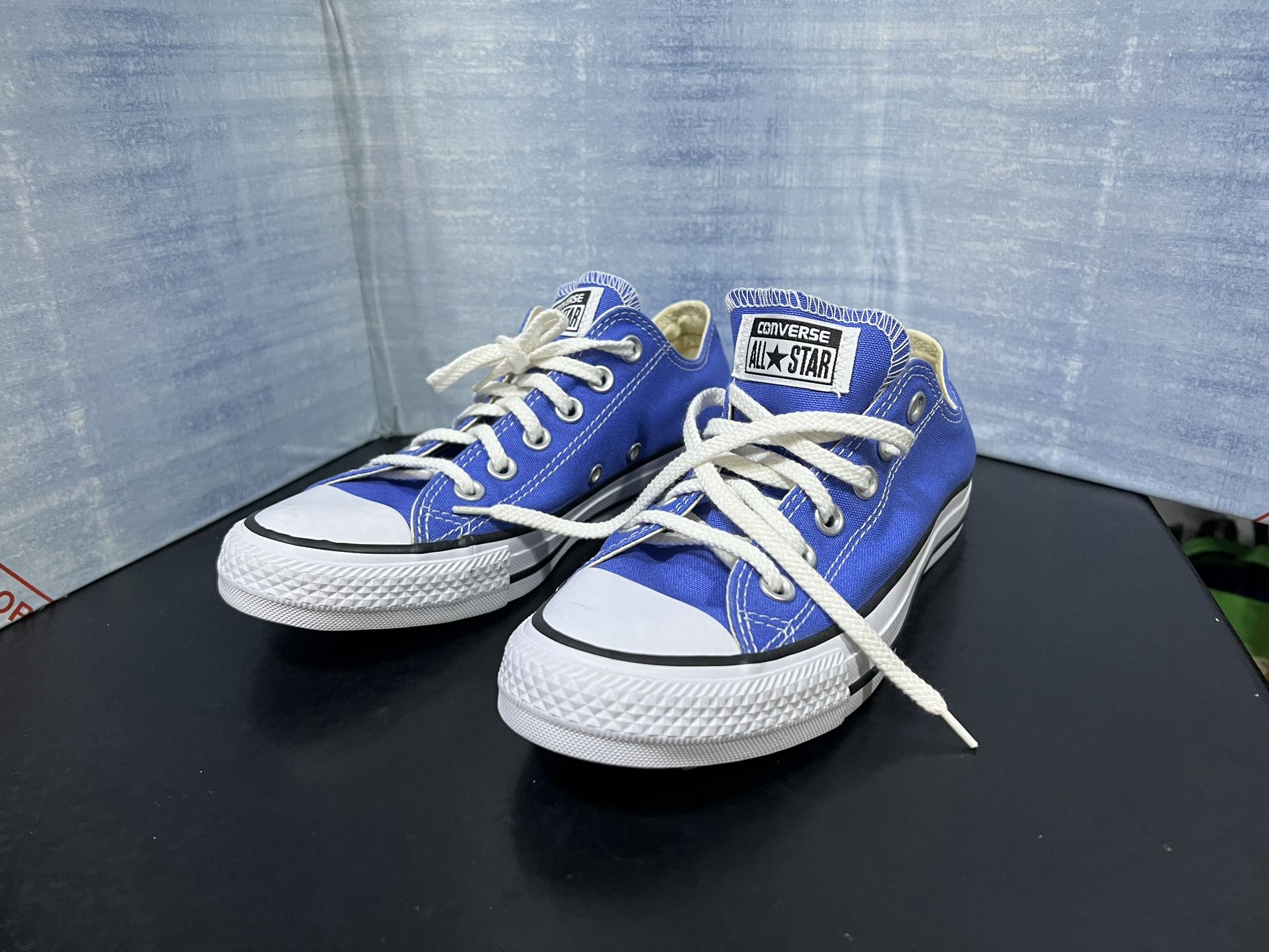 Converse Size Mens US 5, 24cm