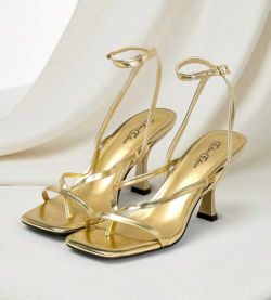 Women’s high heeled shoes