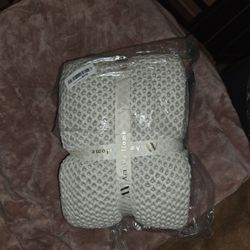 Knit Throw Blanket