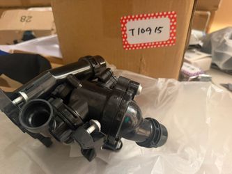 Water Pump Thermostat Housing Assembly For VW Audi 1.8T 2.0T 06K121111