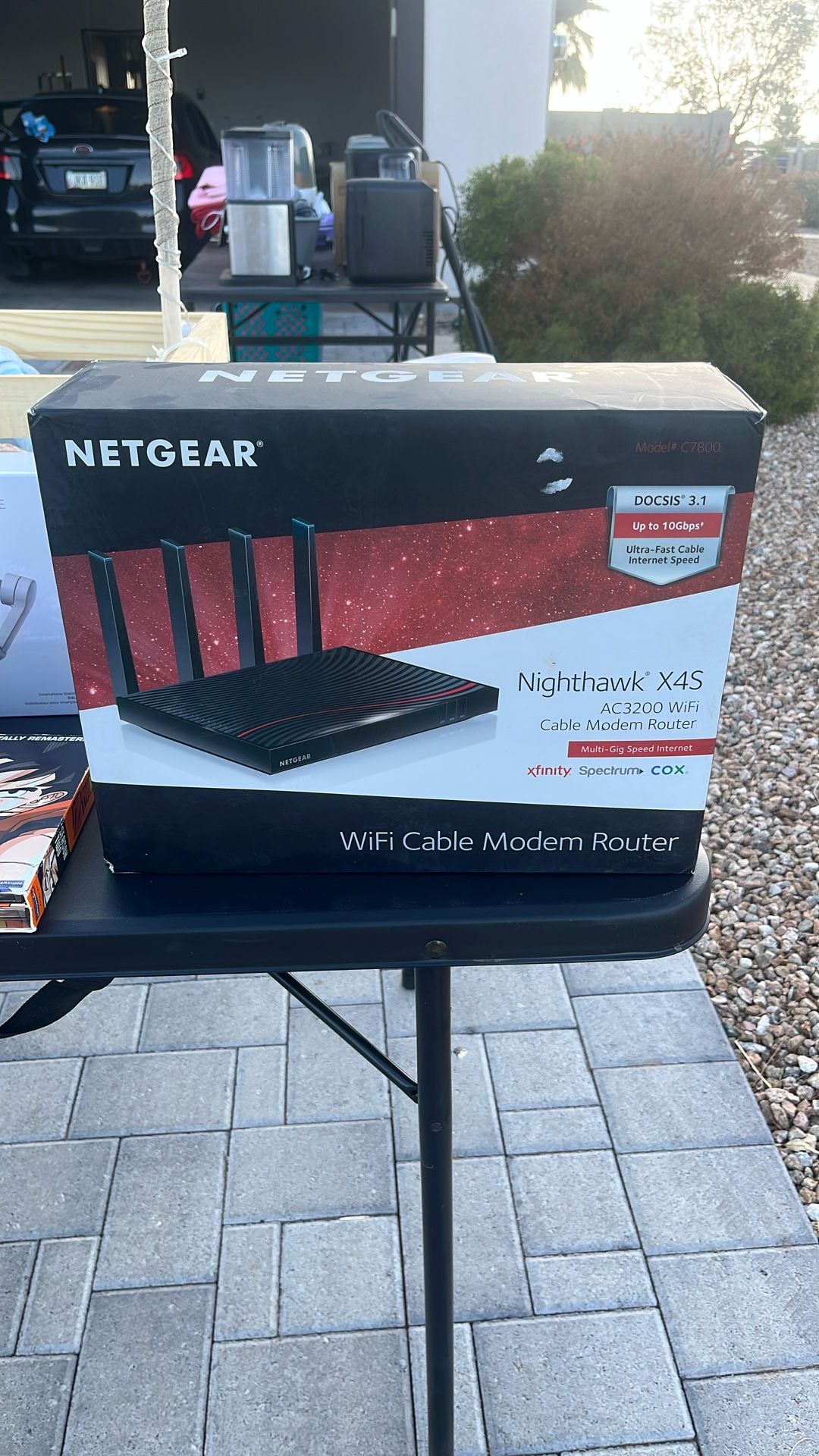 NETGEAR WIFI GAMING CABLE MODEM ROUTER