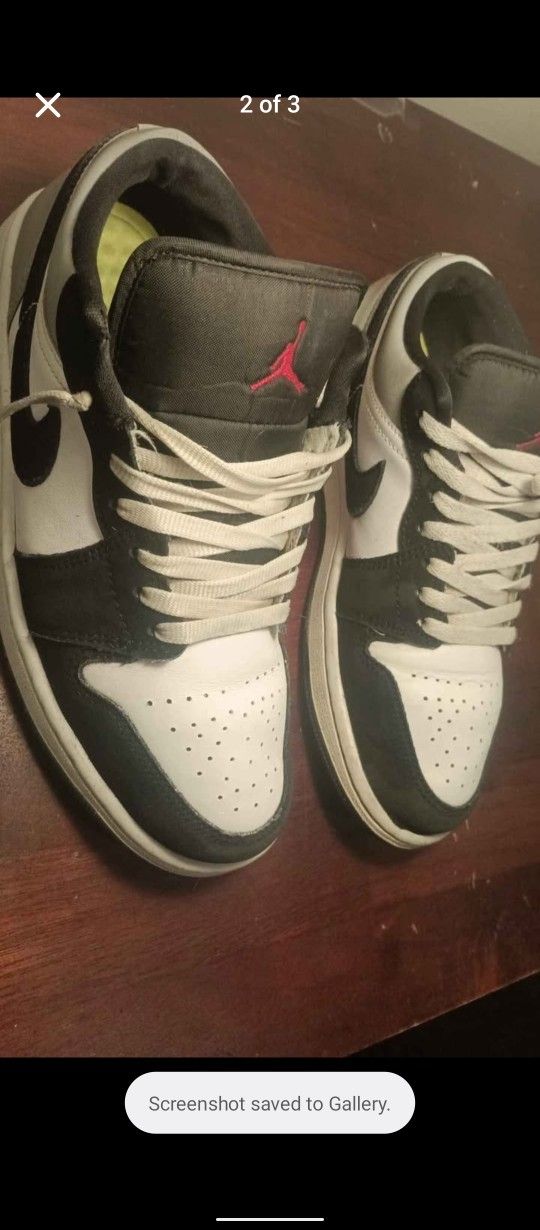 Jordan 1 Low SE