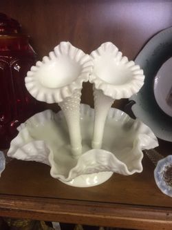 Antique white Fenton hob nail glass Eperne. Flower vase wedding