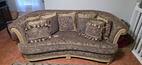 Sofa with coffee table and 2 chairs