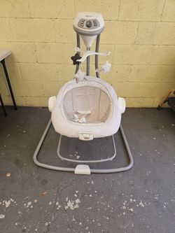 Graco Baby Swing