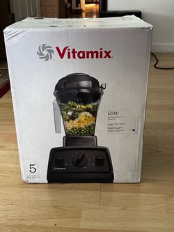 Vitamix blender E310/ new