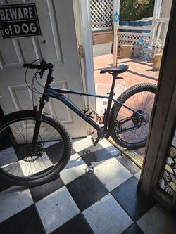 Beautiful Schwinn Bike 29 x 2.60
