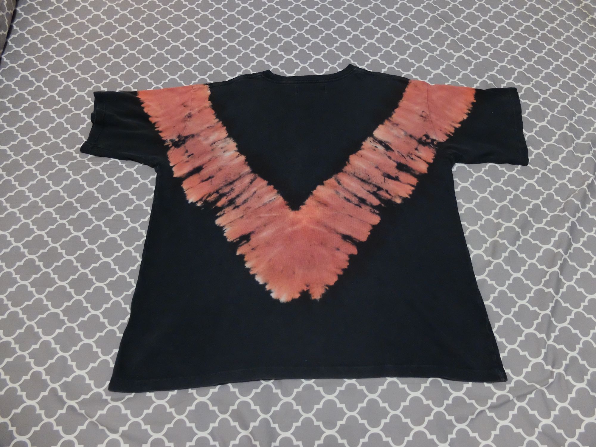 Siberia Hills BORN HUNTER V2 TIE DYE T-SHIRT for Sale in Compton 