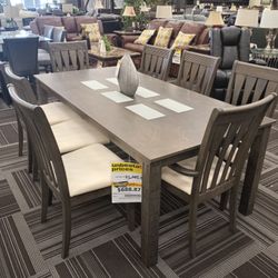 9pc Dining Room Set