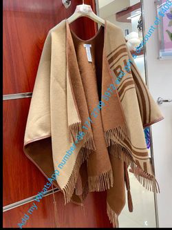 Burberry classic cape with versatile colors