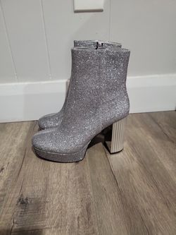 New Michael Kors Womens Boots