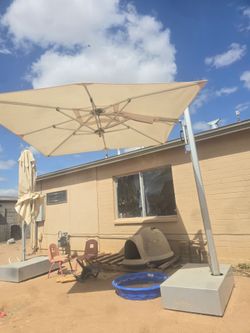 Commercial outdoor umbrella