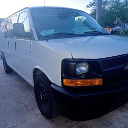 2018 Chevrolet Express