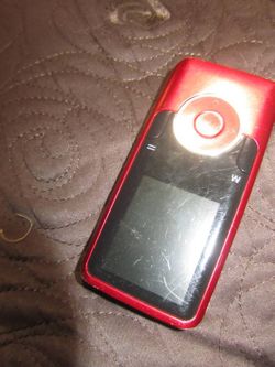 Coby MP620-8GB Digital Video MP3 Media Player 8GB Red/Black 620AL Plea