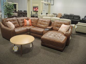Moto Motion Ferndale 7 Piece Left Chaise Sectioanl - Cognac | Sectional | Sectional Sofa