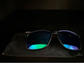 Oakley Holbrook