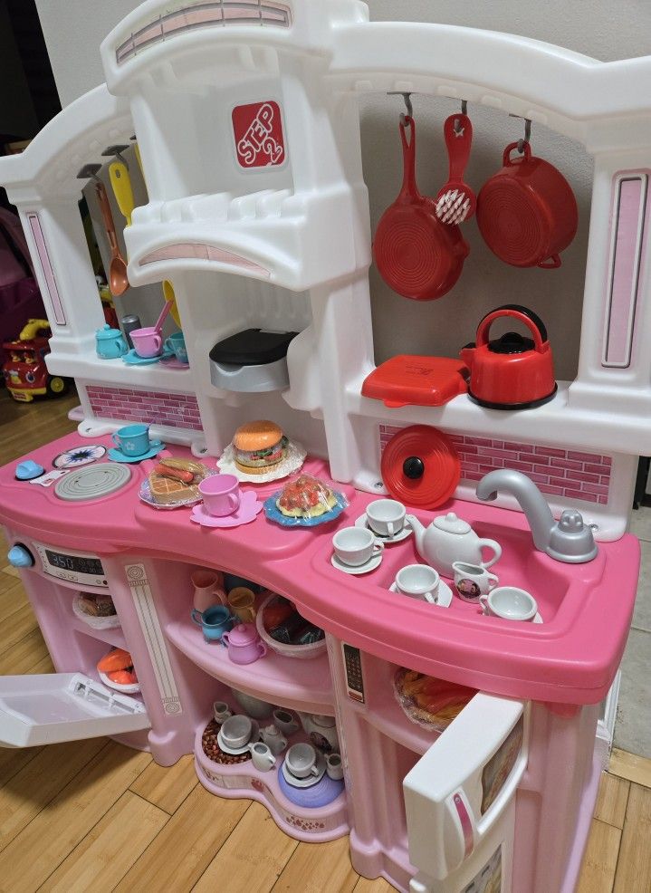 Step2 Kitchen Playset