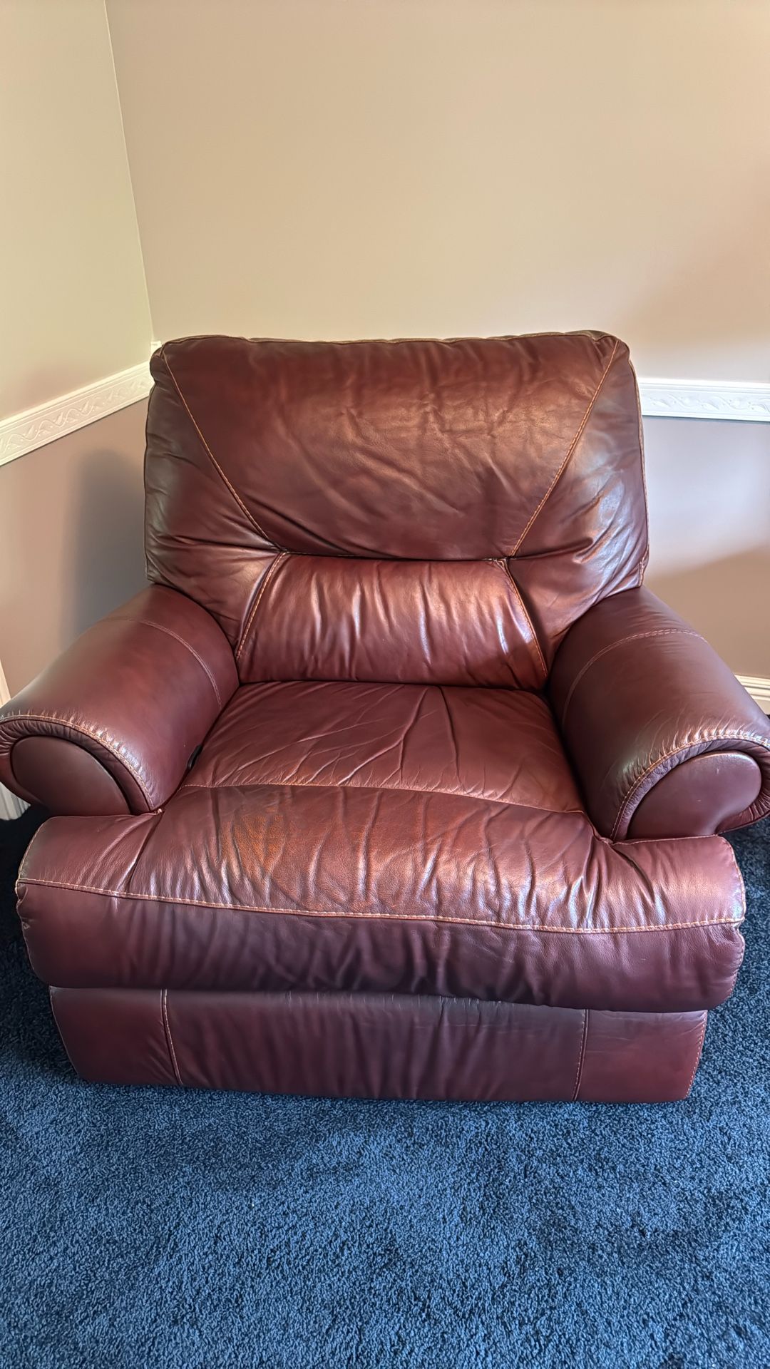 Rocker Swivel Recliner - Leather