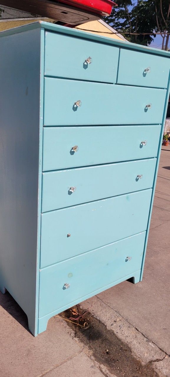 Cajonera / Drawer Chest