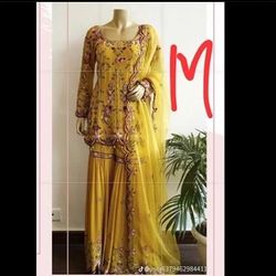 Beautiful party dresses and also you can use regular لباس هاي زيبا براي فروش 