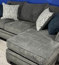 Truckload *Furniture* Sale In Stock 50 down*limited supplies* will sell out

We have a wide variety of Living Room FT!  

Only $50 Down Take Ho