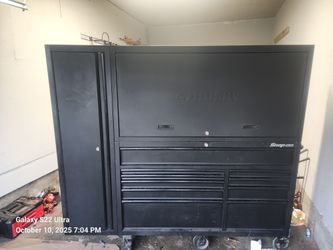 Husky toolbox with hutch and locker