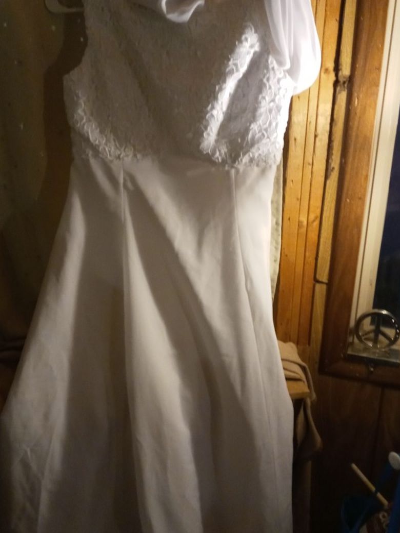 Wedding Gown/ Evening Gown Size 14