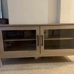 Light wooden TV table