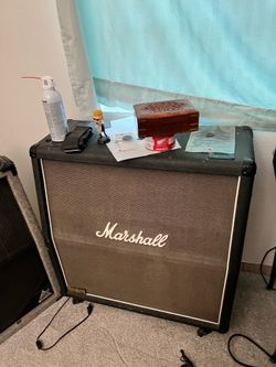 Marshall model 1960a Lead 4x12 Cabinet