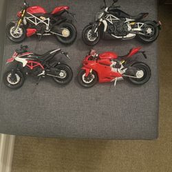 Ducati Motorcycle Set
