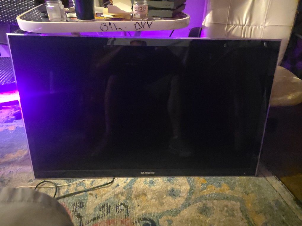 46" Samsung Led Smart TV 