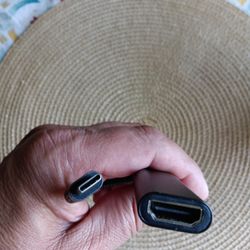 Adapter C Type To HDMI 