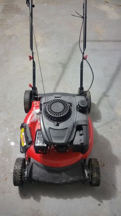 Troy bilt lawnmower (View description)