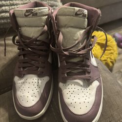 Nike Air Jordan 1 High White and Mauve Sneakers