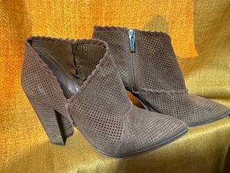 Vince Camuto