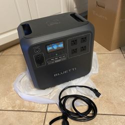 Bluetti AC180-Portable Power Station