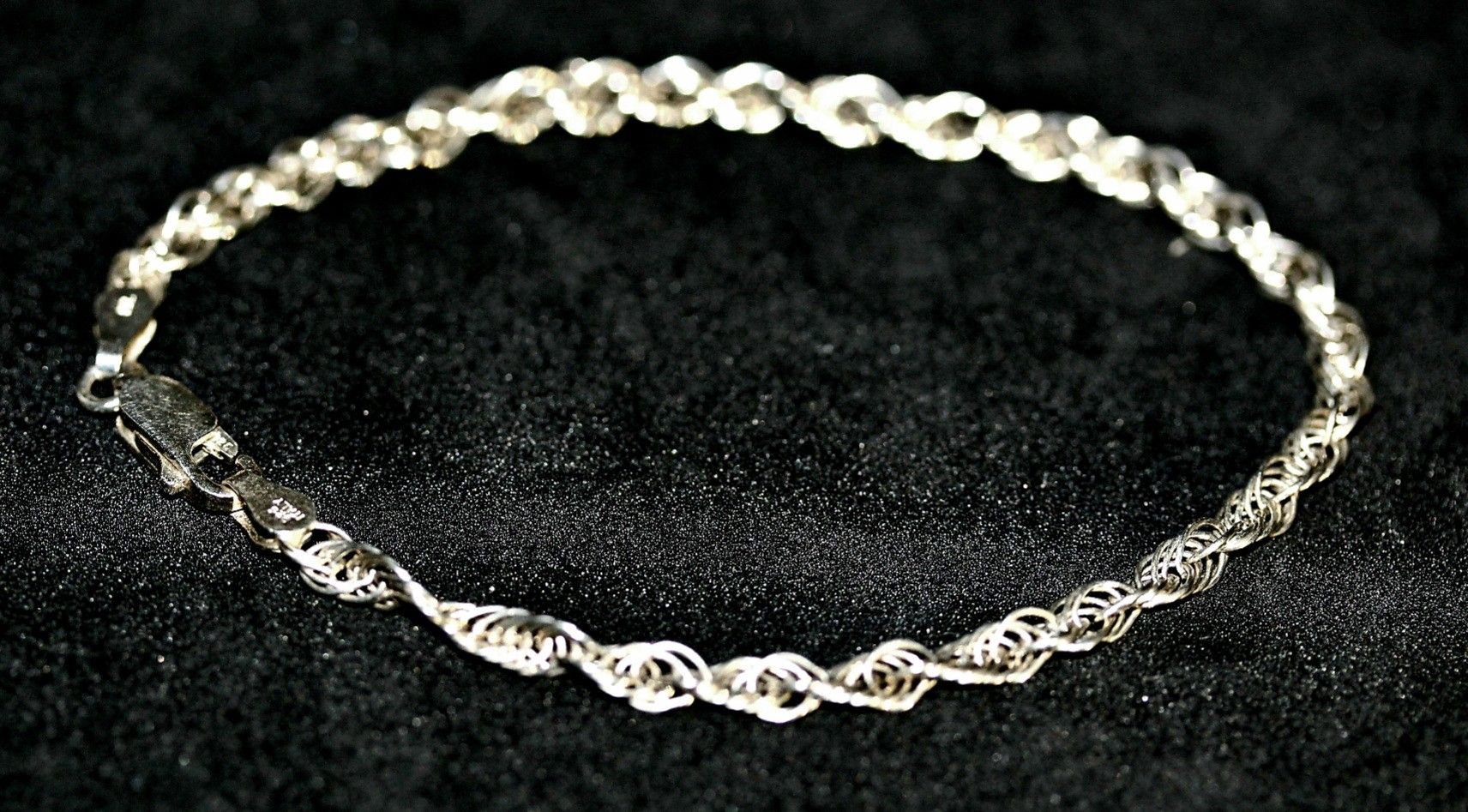 Sterling silver twisted rope bracelet stamped PR 925 Italy 7.5"