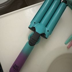 Bed Head Hair Waver