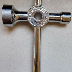 Skateboarding Tool