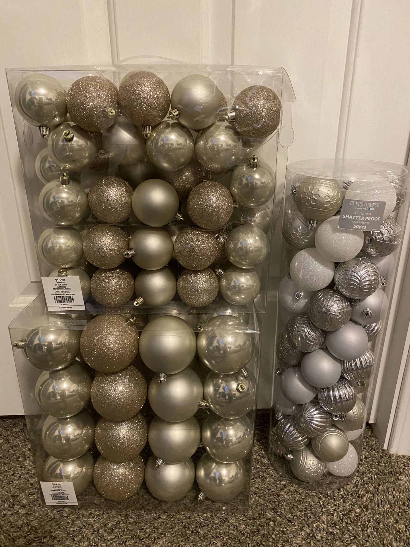 New Xmas 🎅 Ornaments 