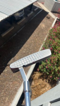 Brand new Bruce Sizemore 35in putter