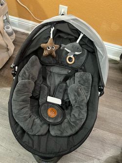 Baby swing