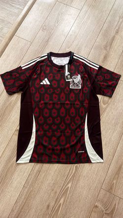 Mexico Soccer Jersey – New with Tags size M