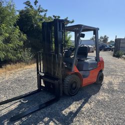 Forklift