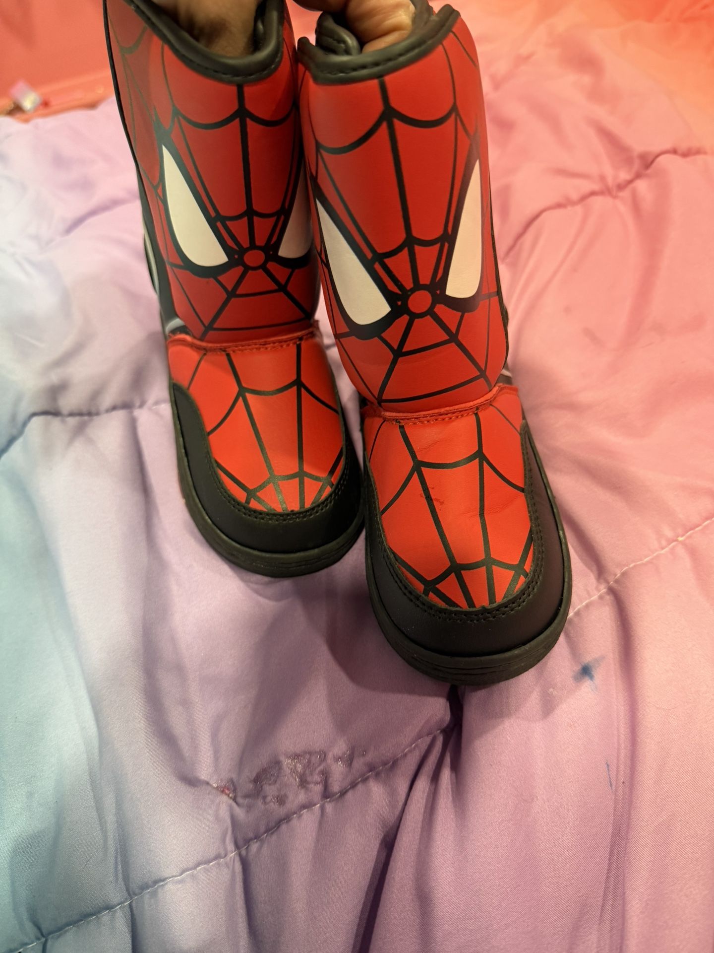 Spiderman Snowboots Size 10c